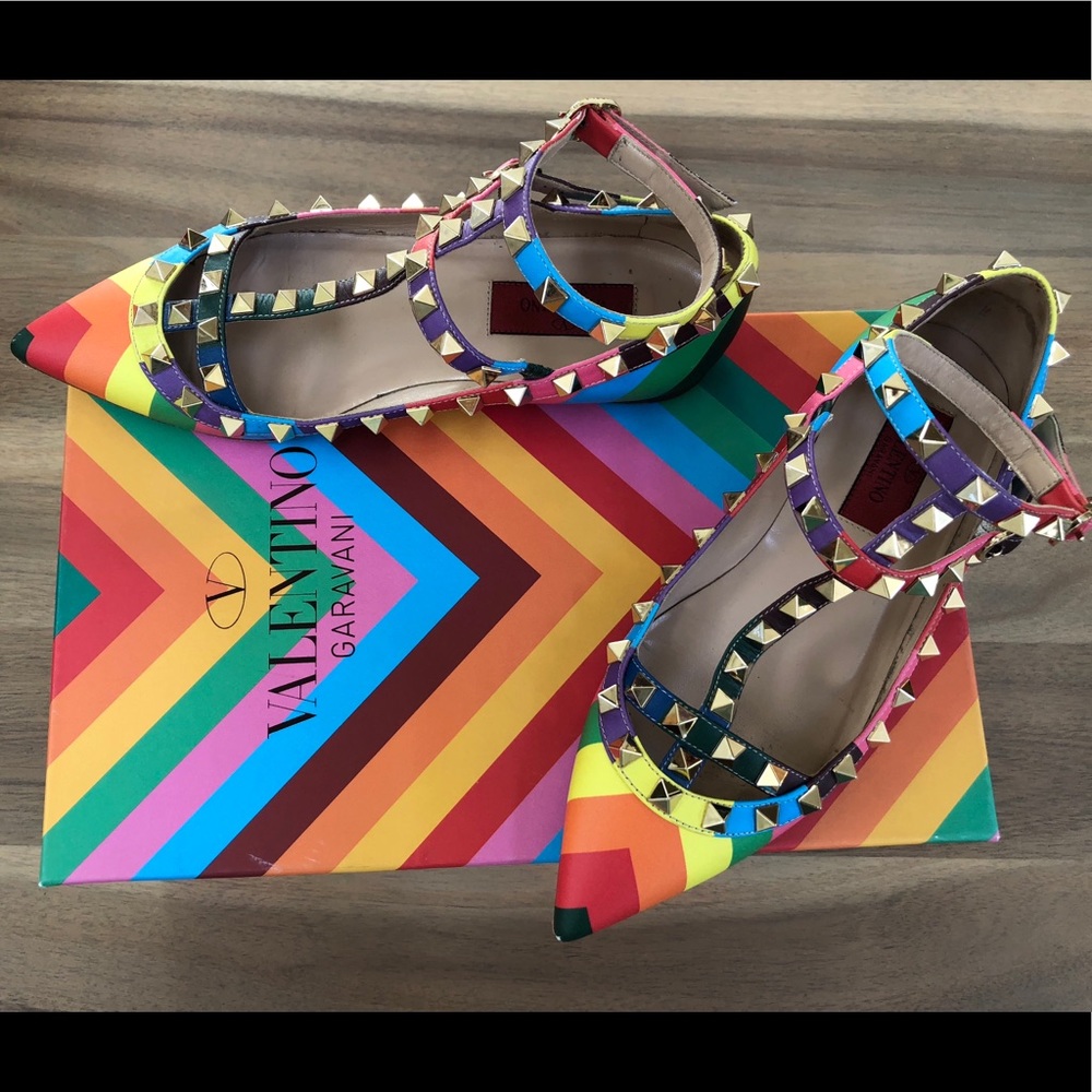 Rare Valentino rainbow 1973 cage flats Size 34/US4